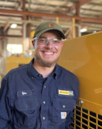 Peterson Power technician in the Hillsboro, Oregon shop